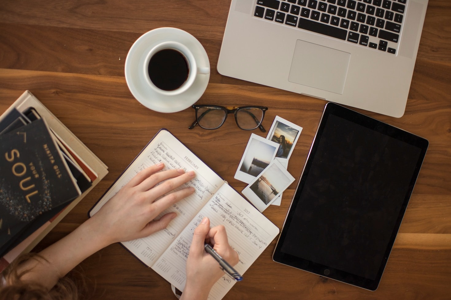 How to Balance a Full-Time Job with the Dream of Entrepreneurship